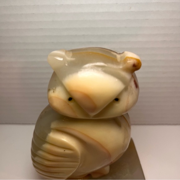 Vintage Natural Stone Carved Owl 5.5" White/Tan/Brown - Picture 7 of 9